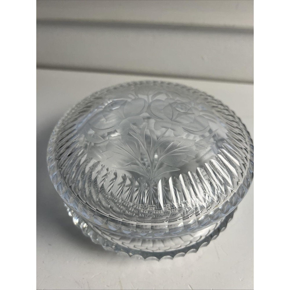 Vintage Crystal Powder/Dresser Jar Trinket Box Covered Candy Dish/Bowl